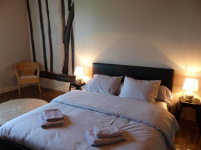 Hotels in Canens